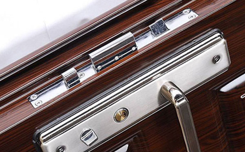 青阳24小时上门开锁公司